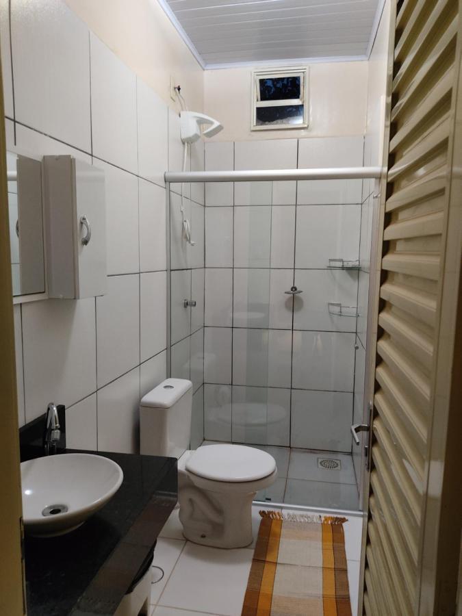 Вилла Barros Hospedagem Алту-Параизу-ди-Гояс Экстерьер фото